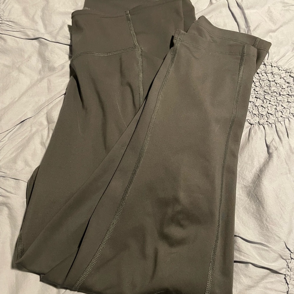 Girlfriend collective high rise compression pocket leggings 23 3/4” inseam smoke